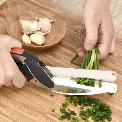 Multifunctional two-in-one kitchen scissors